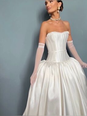 Arabella Bridal Tulle Opera Glove Wedding Opera Length